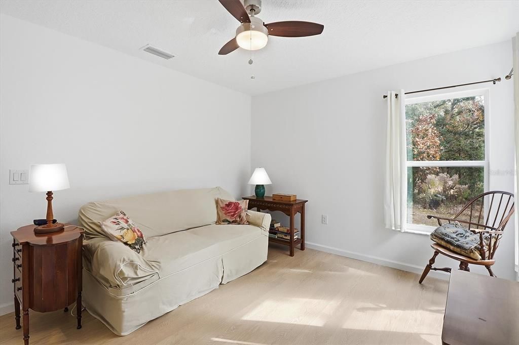 На продажу: $529,000 (3 спален, 2 ванн, 1982 Квадратных фут)