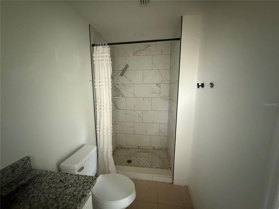 出租: $1,950 (3 贝兹, 2 浴室, 1344 平方英尺)