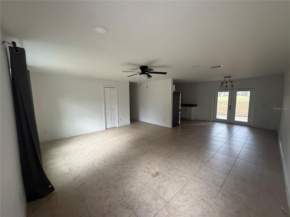 出租: $1,950 (3 贝兹, 2 浴室, 1344 平方英尺)