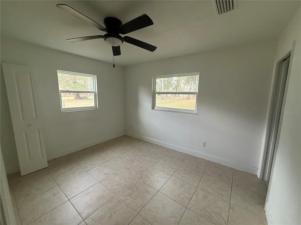 出租: $1,950 (3 贝兹, 2 浴室, 1344 平方英尺)