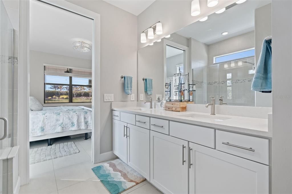 For Sale: $489,900 (2 beds, 2 baths, 1405 Square Feet)