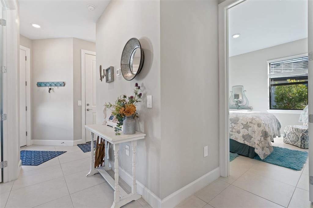 For Sale: $489,900 (2 beds, 2 baths, 1405 Square Feet)