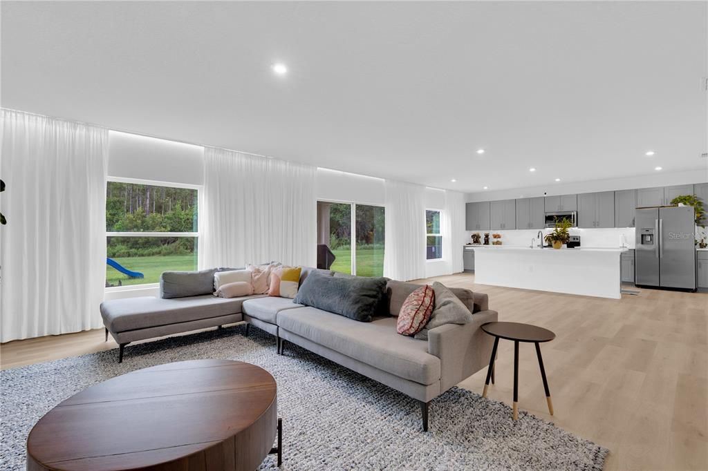 For Rent: $2,995 (6 beds, 3 baths, 2667 Square Feet)