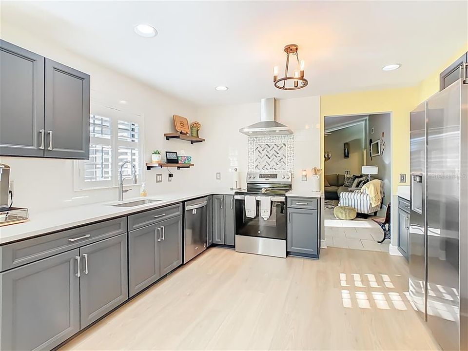 For Sale: $409,000 (3 beds, 2 baths, 2148 Square Feet)