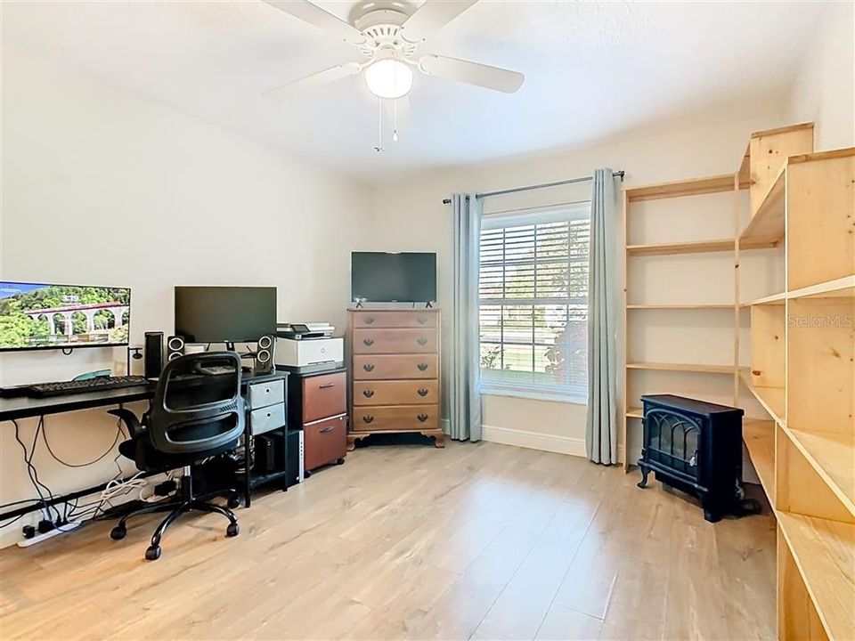 For Sale: $409,000 (3 beds, 2 baths, 2148 Square Feet)