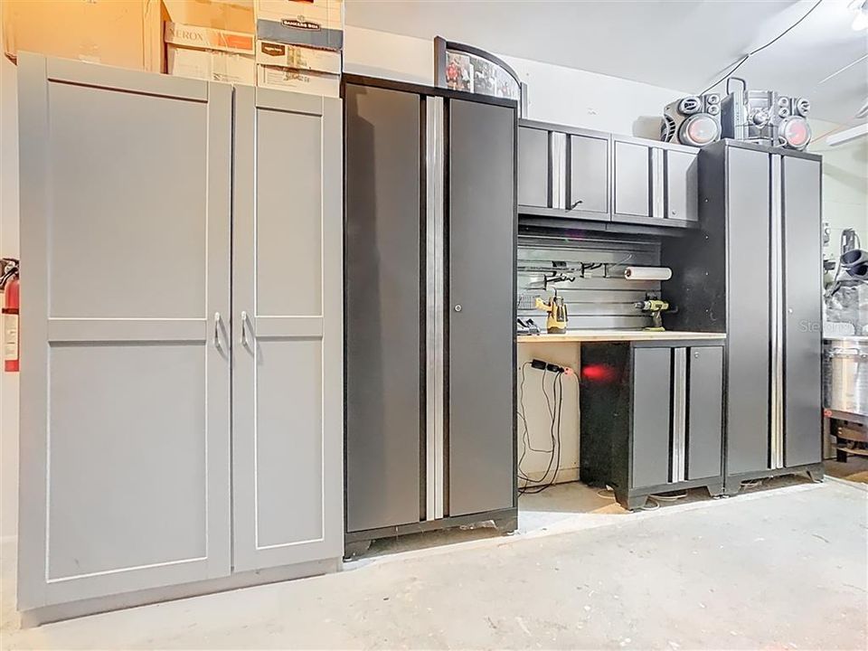 For Sale: $409,000 (3 beds, 2 baths, 2148 Square Feet)