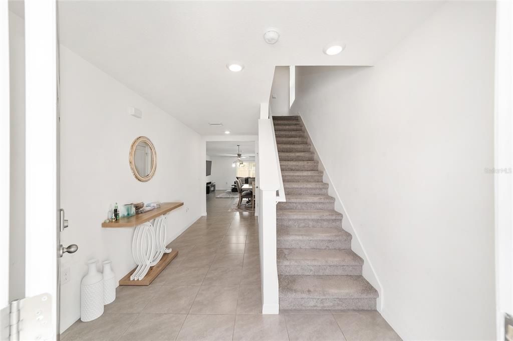 На продажу: $334,999 (5 спален, 3 ванн, 2481 Квадратных фут)