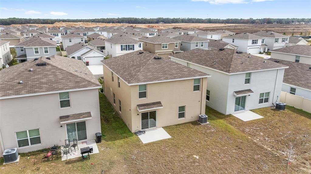 На продажу: $334,999 (5 спален, 3 ванн, 2481 Квадратных фут)