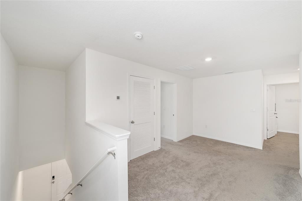 На продажу: $334,999 (5 спален, 3 ванн, 2481 Квадратных фут)