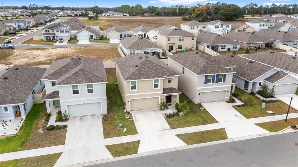 На продажу: $334,999 (5 спален, 3 ванн, 2481 Квадратных фут)