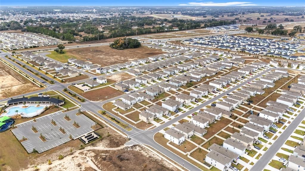 На продажу: $334,999 (5 спален, 3 ванн, 2481 Квадратных фут)