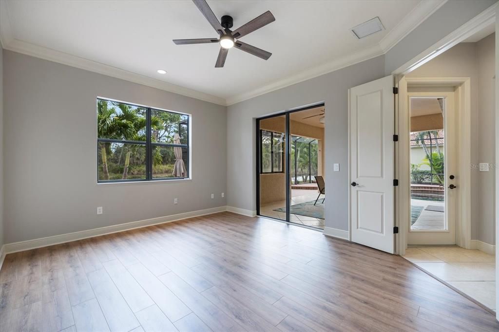 For Sale: $960,000 (4 beds, 4 baths, 3561 Square Feet)