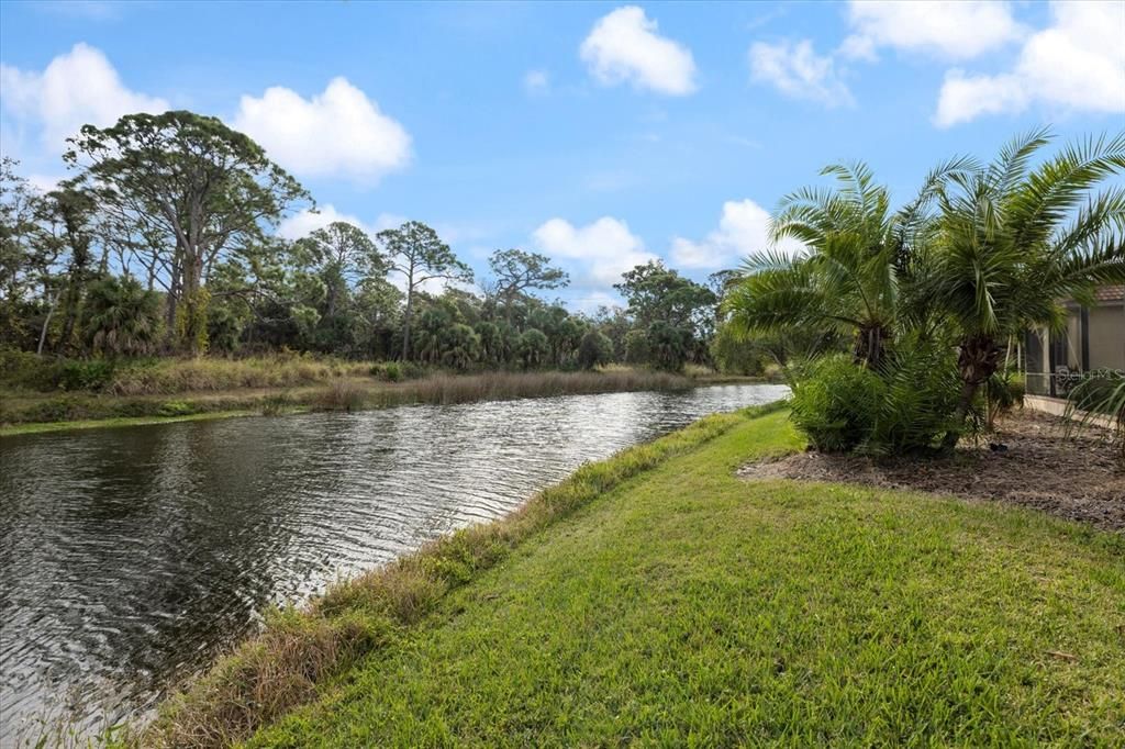 For Sale: $960,000 (4 beds, 4 baths, 3561 Square Feet)