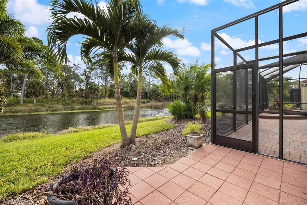 For Sale: $960,000 (4 beds, 4 baths, 3561 Square Feet)