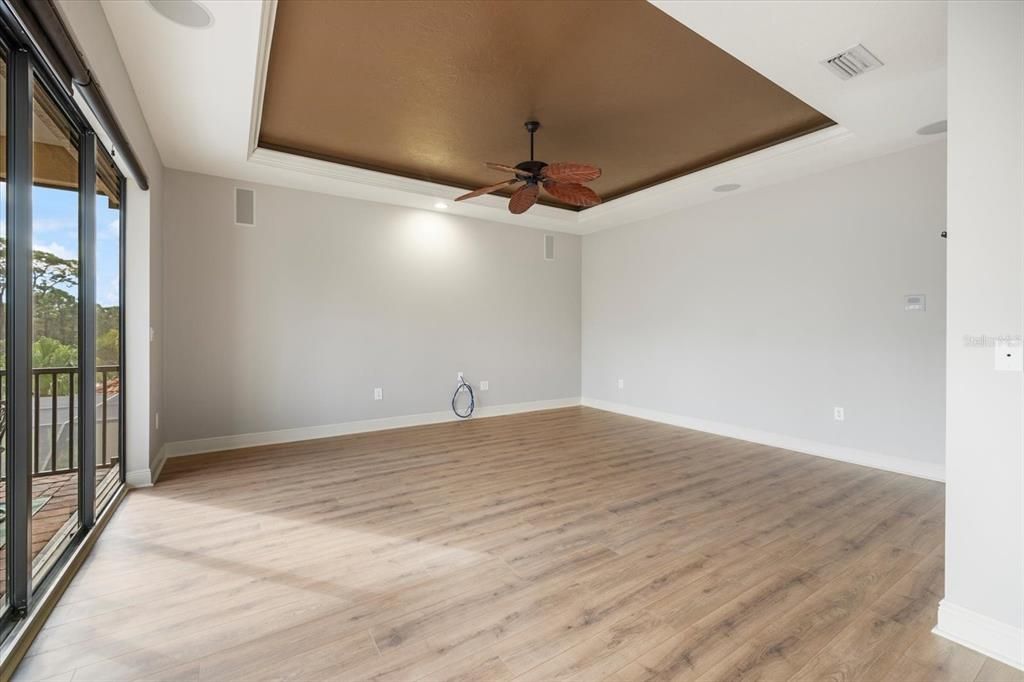 For Sale: $960,000 (4 beds, 4 baths, 3561 Square Feet)