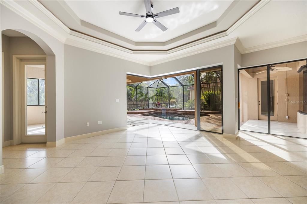 For Sale: $960,000 (4 beds, 4 baths, 3561 Square Feet)