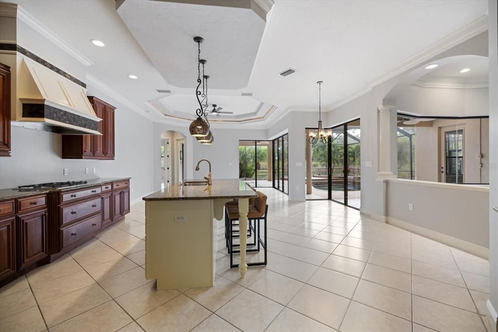 For Sale: $960,000 (4 beds, 4 baths, 3561 Square Feet)