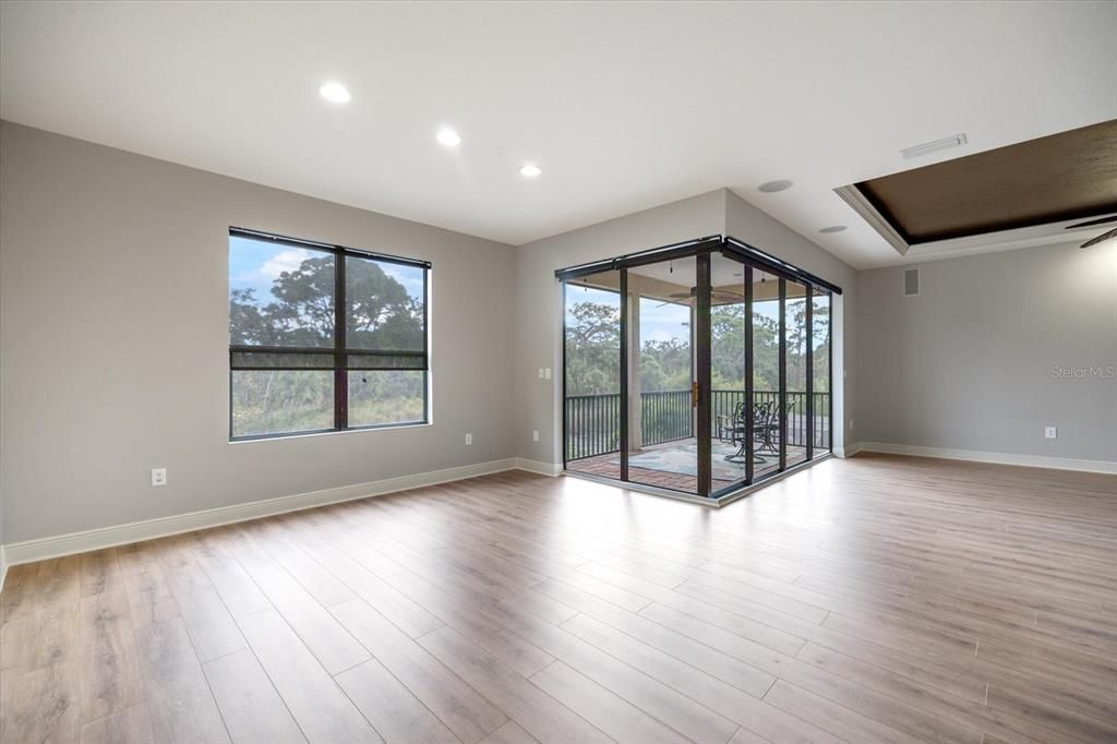 For Sale: $960,000 (4 beds, 4 baths, 3561 Square Feet)