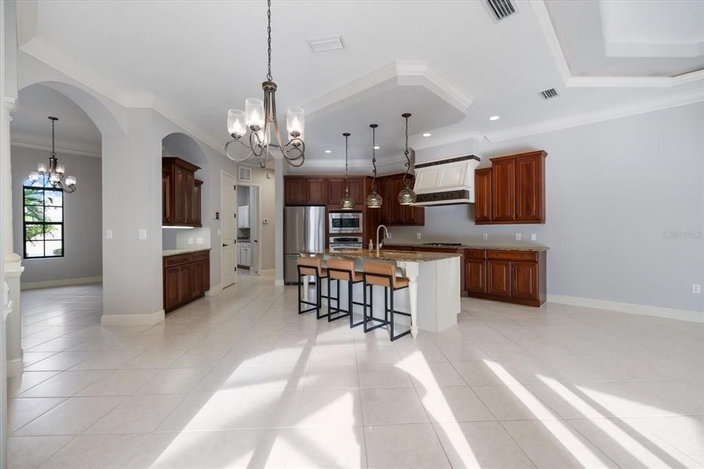 For Sale: $960,000 (4 beds, 4 baths, 3561 Square Feet)