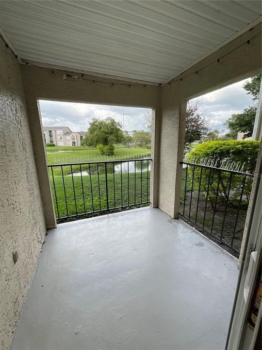 For Rent: $1,350 (1 beds, 1 baths, 696 Square Feet)