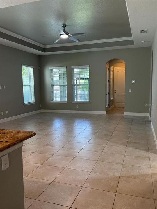 En Renta: $3,200 (3 camas, 2 baños, 1955 Pies cuadrados)