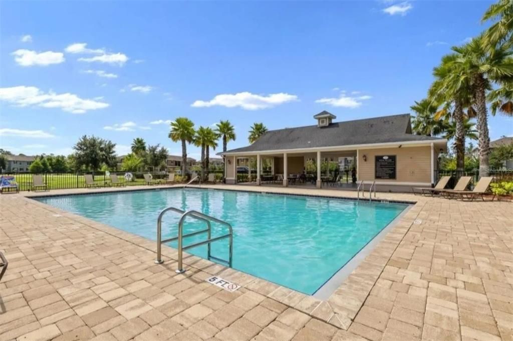 En Venta: $245,000 (2 camas, 2 baños, 1288 Pies cuadrados)