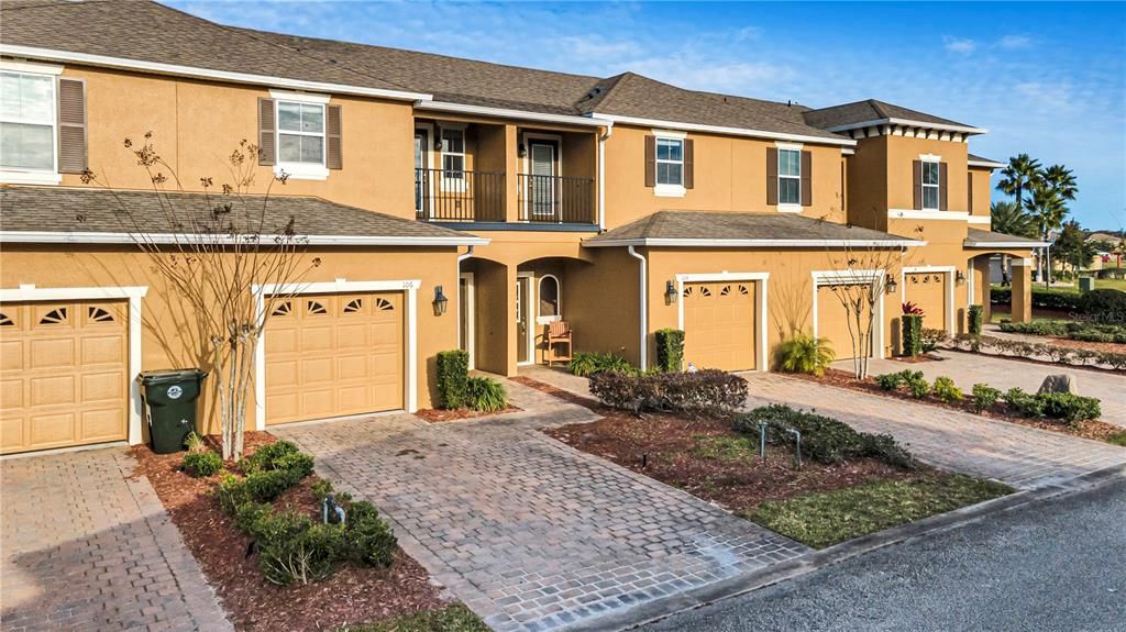 En Venta: $245,000 (2 camas, 2 baños, 1288 Pies cuadrados)