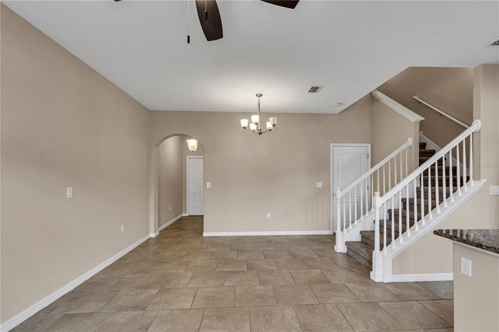 En Venta: $245,000 (2 camas, 2 baños, 1288 Pies cuadrados)