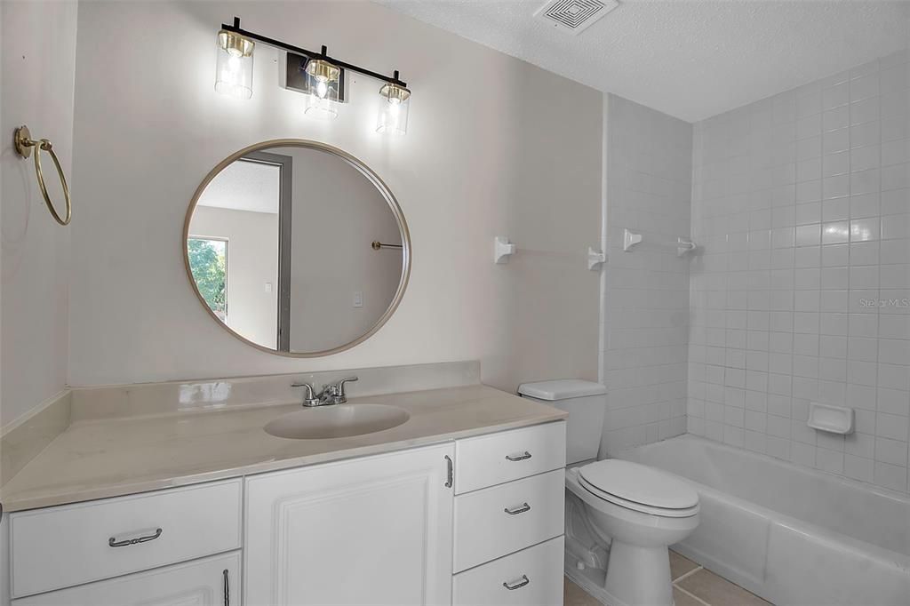 待售: $189,000 (3 贝兹, 2 浴室, 1343 平方英尺)