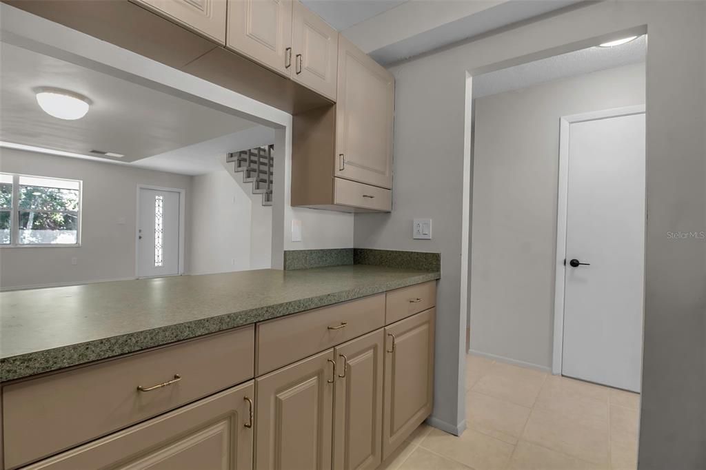 待售: $189,000 (3 贝兹, 2 浴室, 1343 平方英尺)