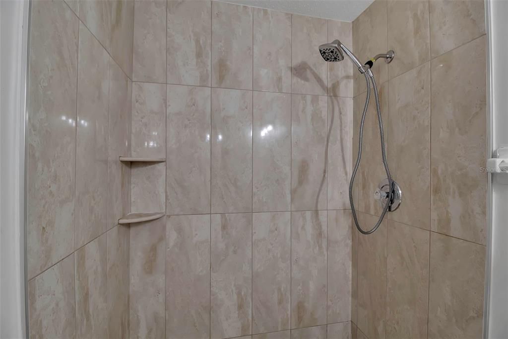 待售: $189,000 (3 贝兹, 2 浴室, 1343 平方英尺)