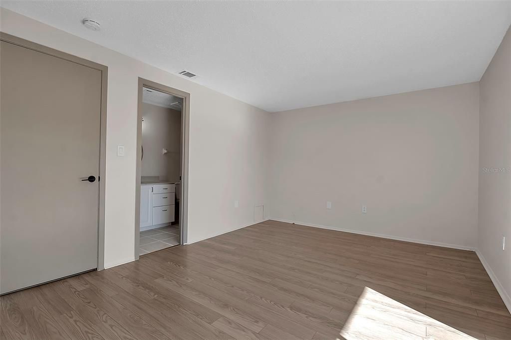 待售: $189,000 (3 贝兹, 2 浴室, 1343 平方英尺)