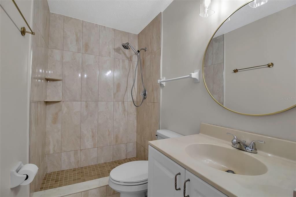 待售: $189,000 (3 贝兹, 2 浴室, 1343 平方英尺)