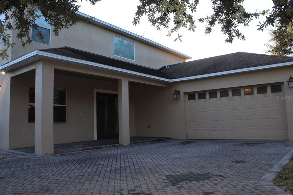 For Sale: $655,000 (5 beds, 3 baths, 3830 Square Feet)