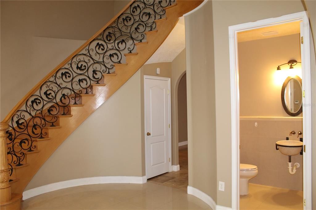 For Sale: $655,000 (5 beds, 3 baths, 3830 Square Feet)