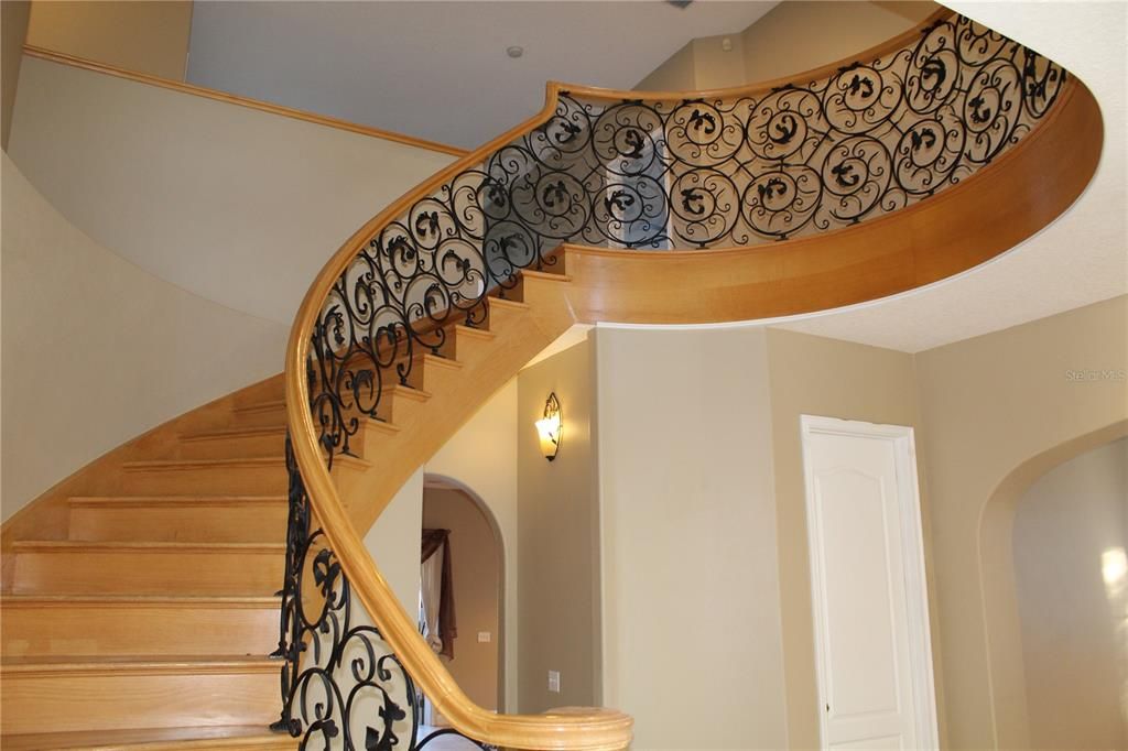 For Sale: $655,000 (5 beds, 3 baths, 3830 Square Feet)