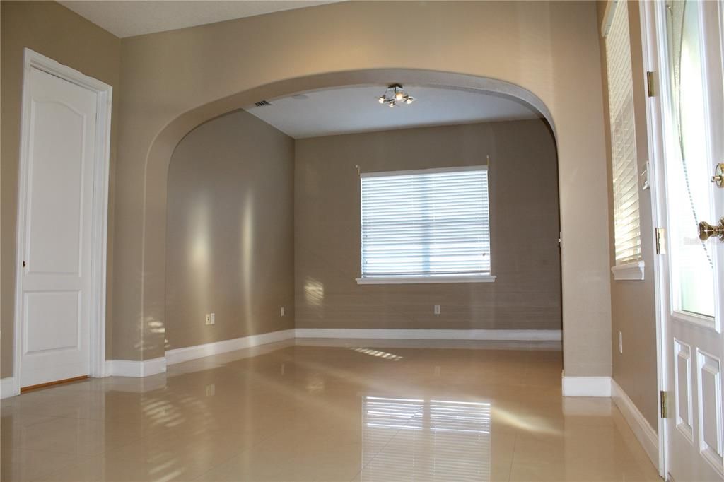 For Sale: $655,000 (5 beds, 3 baths, 3830 Square Feet)