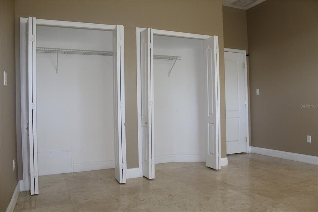 For Sale: $655,000 (5 beds, 3 baths, 3830 Square Feet)