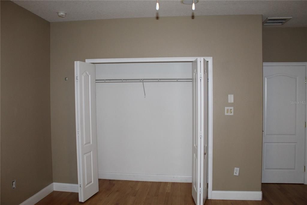 For Sale: $655,000 (5 beds, 3 baths, 3830 Square Feet)