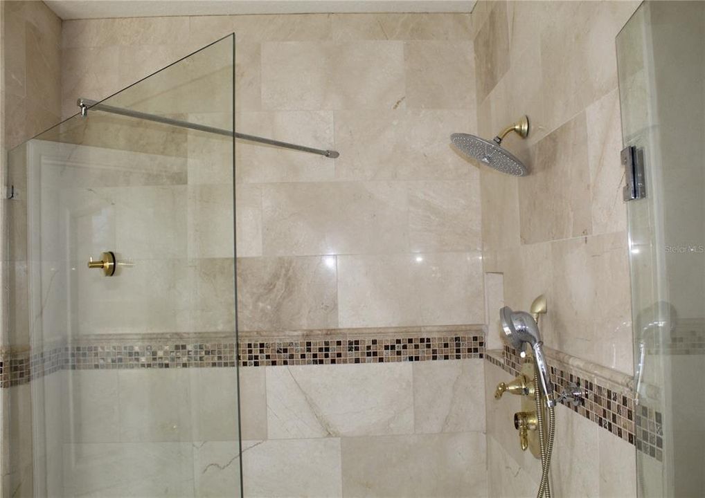 For Sale: $655,000 (5 beds, 3 baths, 3830 Square Feet)