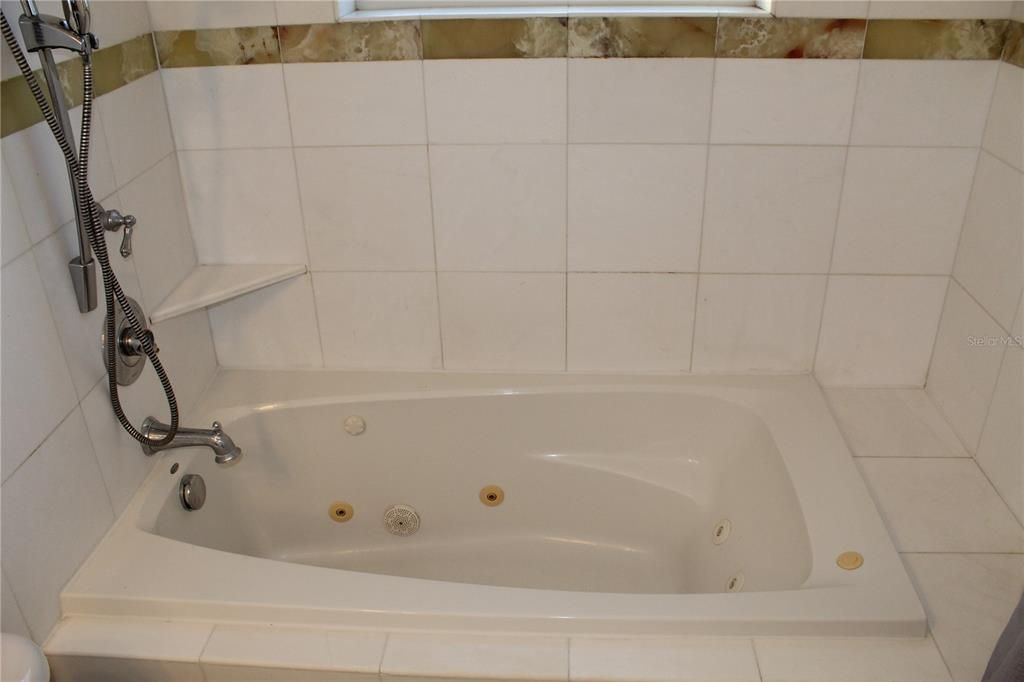 For Sale: $655,000 (5 beds, 3 baths, 3830 Square Feet)