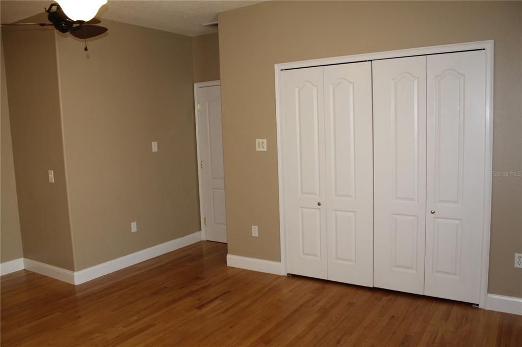 For Sale: $655,000 (5 beds, 3 baths, 3830 Square Feet)