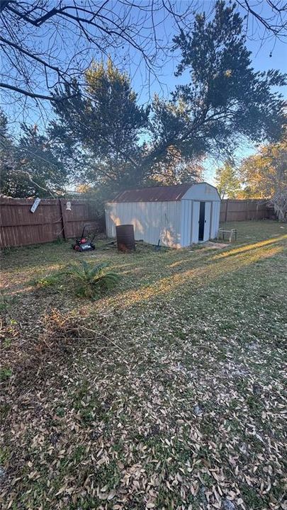 For Sale: $245,000 (3 beds, 2 baths, 960 Square Feet)