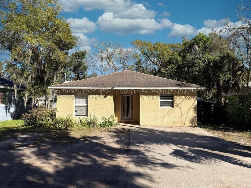 En Venta: $205,000 (3 camas, 2 baños, 1140 Pies cuadrados)