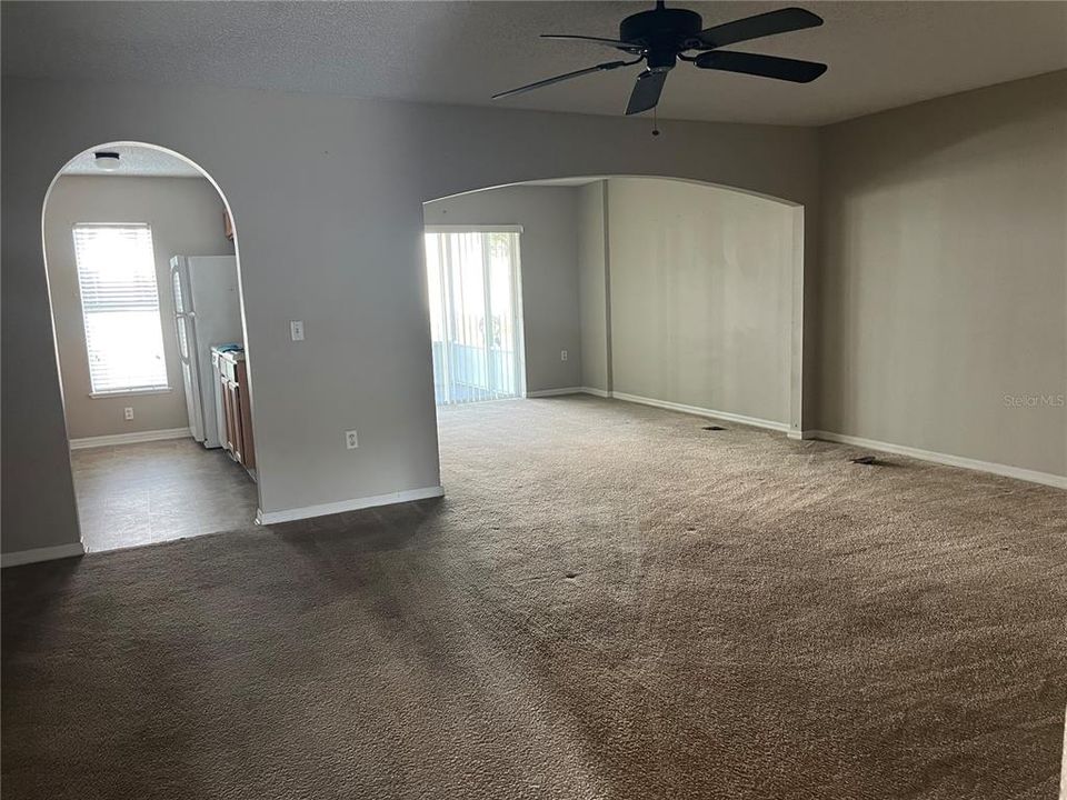 В аренду: $1,795 (3 спален, 2 ванн, 1703 Квадратных фут)