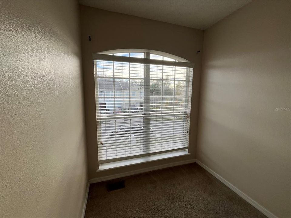 В аренду: $1,795 (3 спален, 2 ванн, 1703 Квадратных фут)