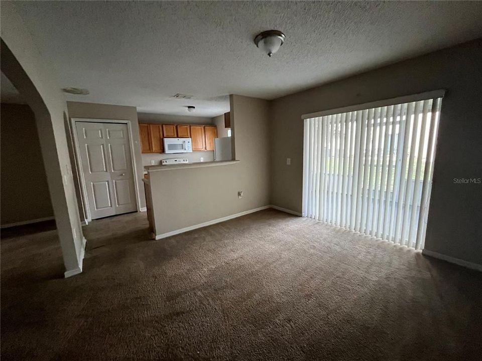 В аренду: $1,795 (3 спален, 2 ванн, 1703 Квадратных фут)