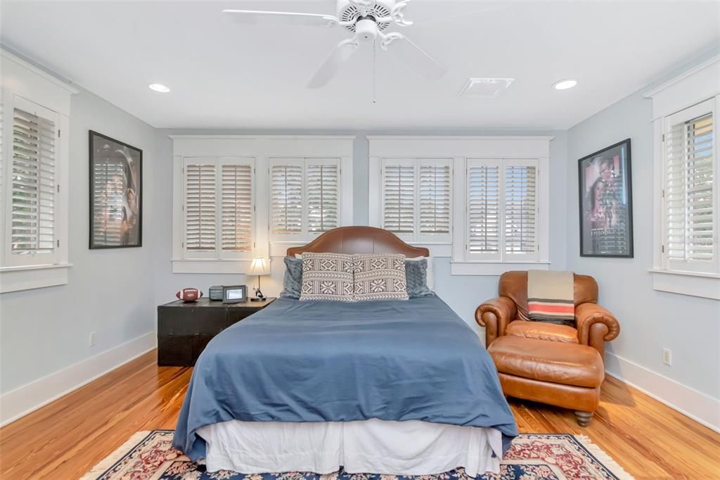 待售: $3,295,000 (4 贝兹, 4 浴室, 3117 平方英尺)