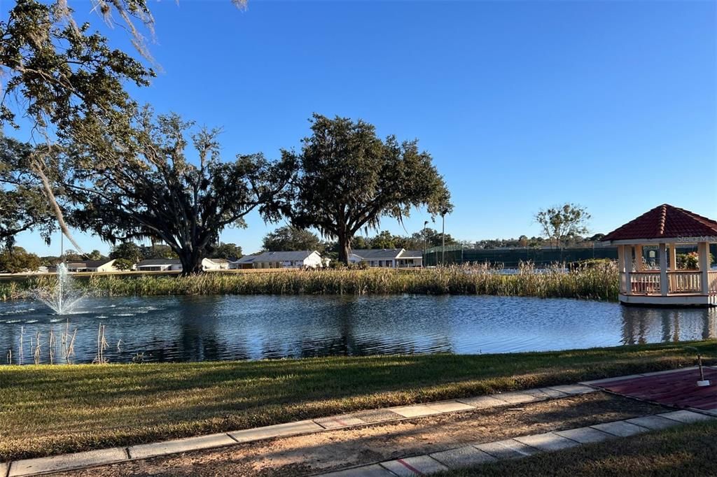 待售: $255,000 (3 贝兹, 2 浴室, 1526 平方英尺)