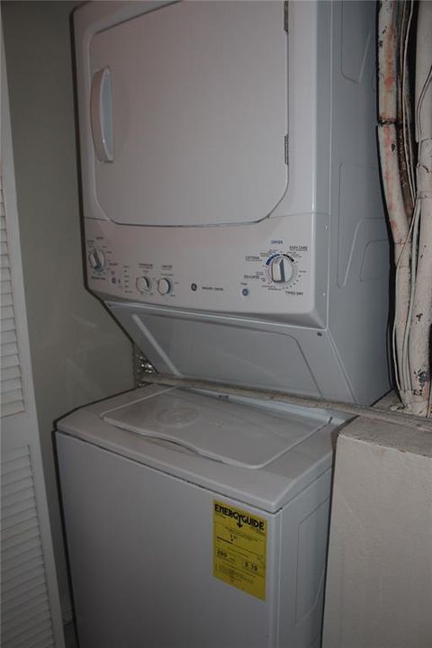 En Renta: $1,600 (2 camas, 2 baños, 1014 Pies cuadrados)